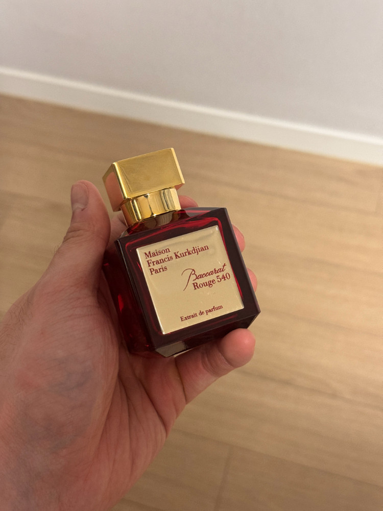 국문택 메종프란시스커정 바카라루쥬 540 엑뜨 이미지