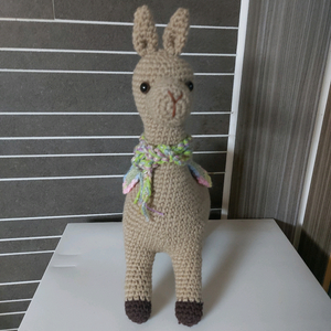 손뜨개 알파카 핸드메이드인형 이미지
