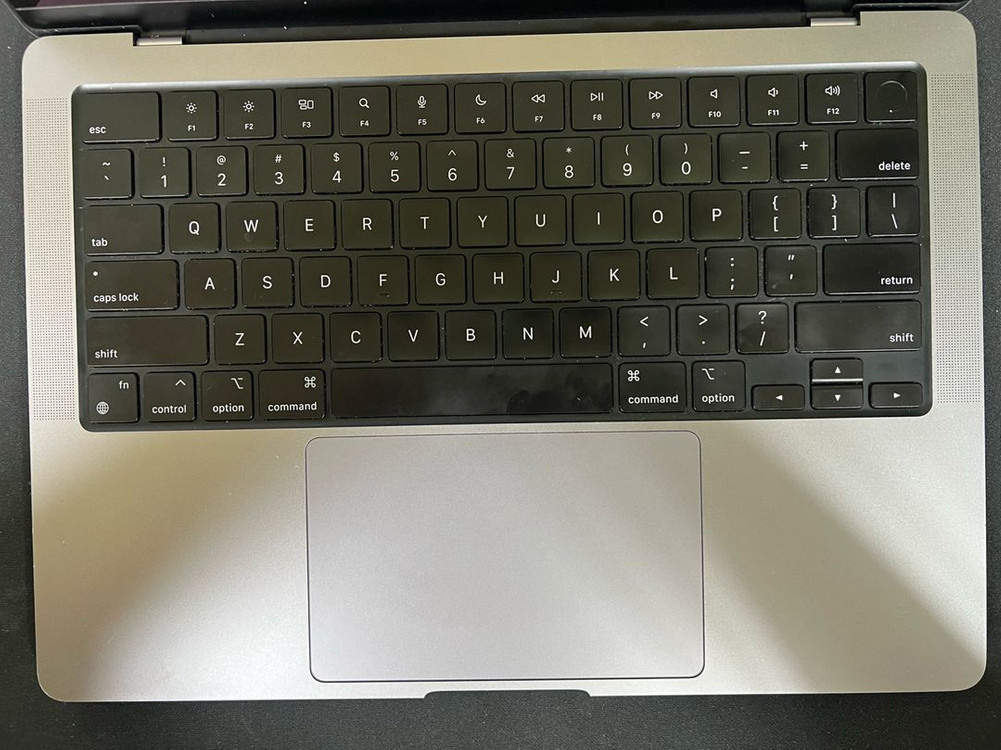 맥북프로 m2 m2pro 14인치 이미지