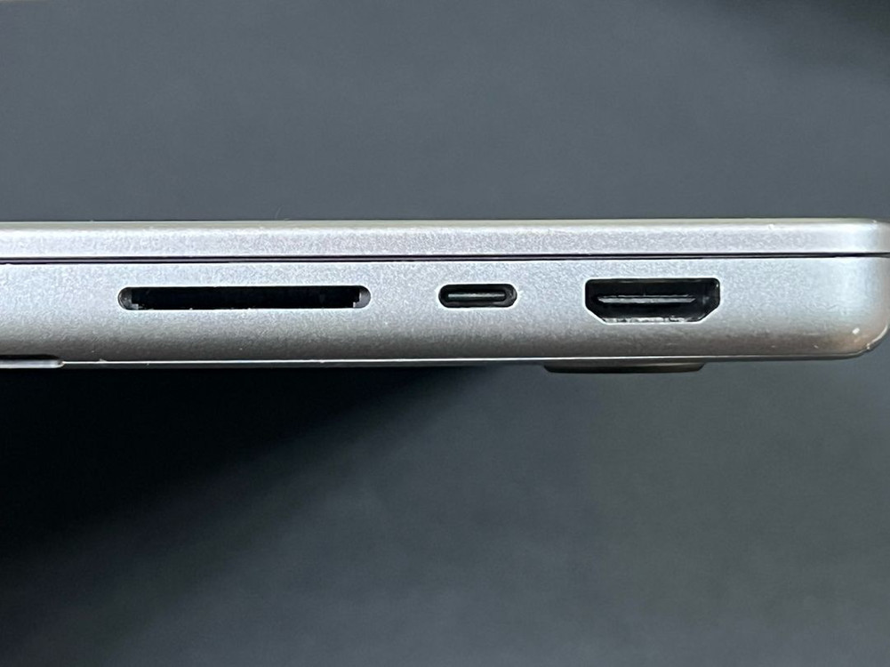 맥북프로 m2 m2pro 14인치 이미지