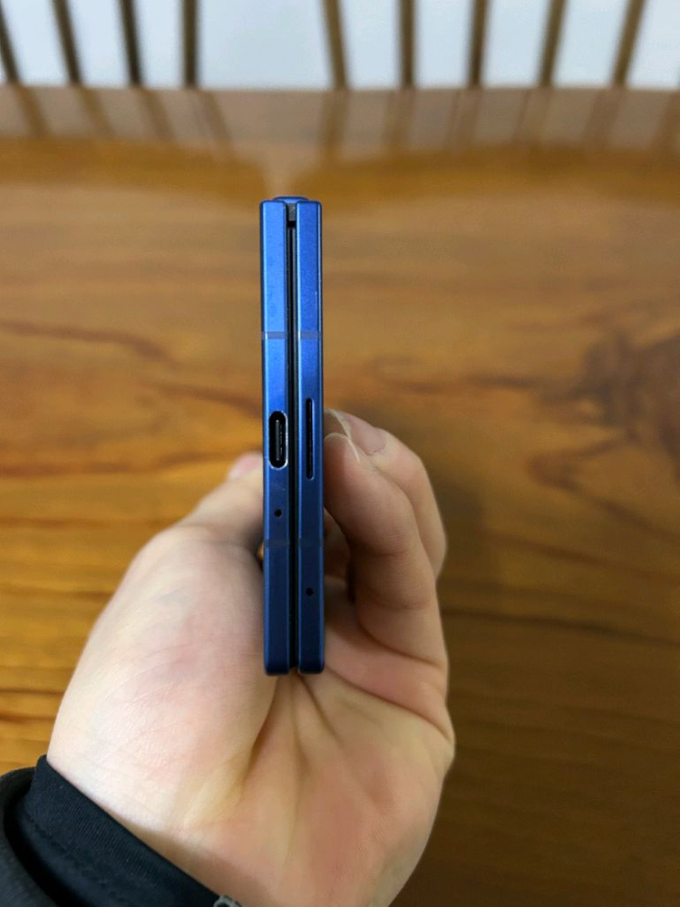 갤럭시 Z 폴드7 블루 512GB 이미지