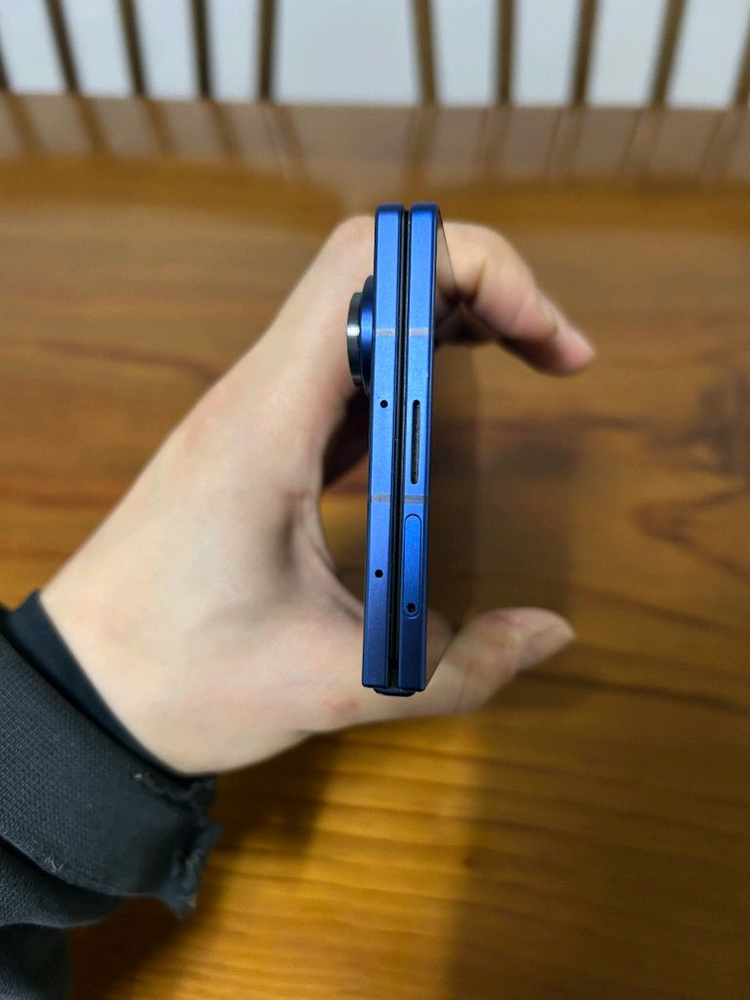 갤럭시 Z 폴드7 블루 512GB 이미지