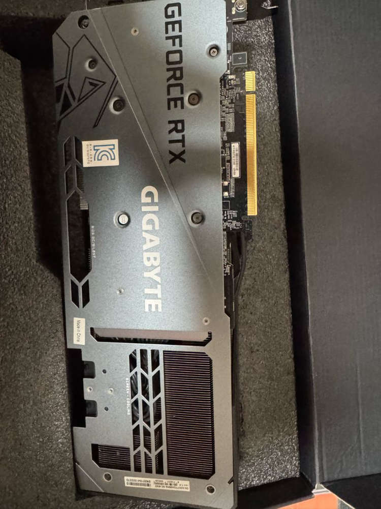 기가바이트 rtx 3070ti 이미지