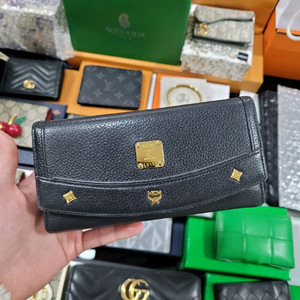 MCM 블랙 장지갑 남여공용 이미지