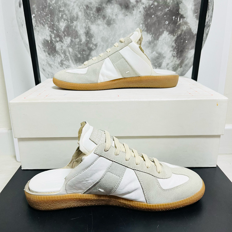 정품 38.5) 마르지엘라 독일군 컷아웃 뮬 스니커즈 240~245 이미지