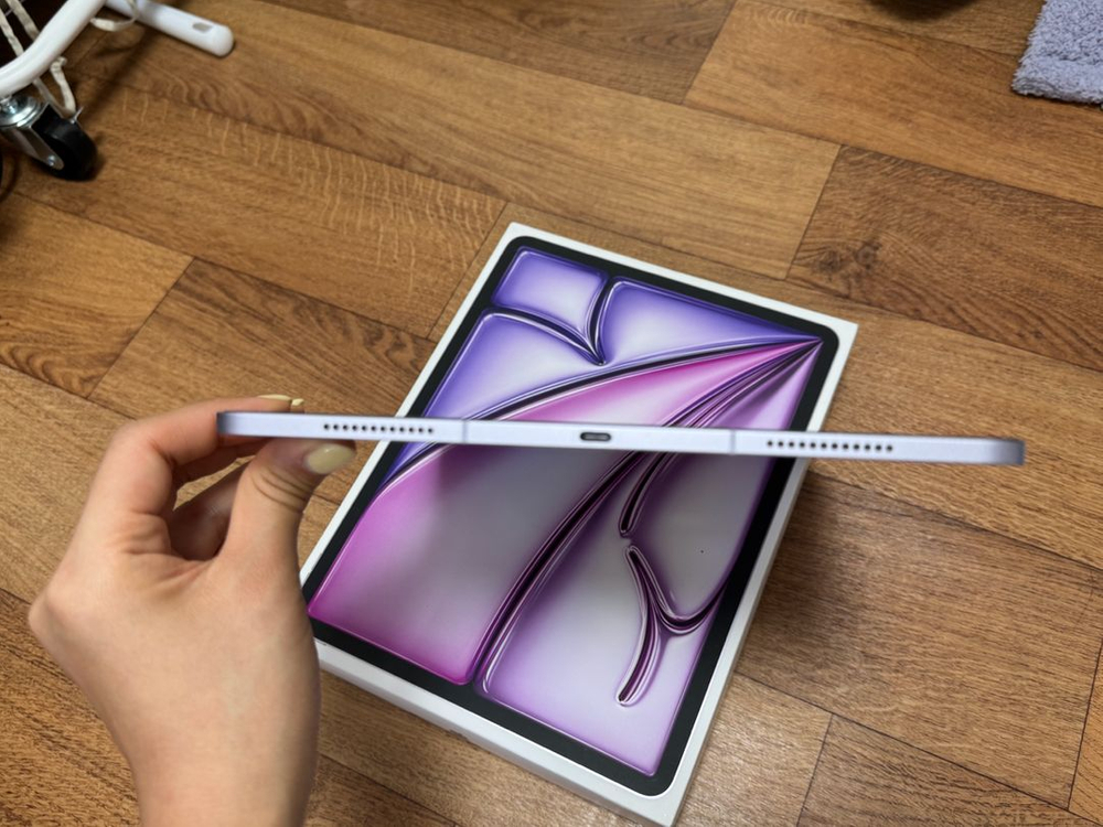iPad Air 13인치 (M2 칩셋) Wi-Fi + Cellular 이미지