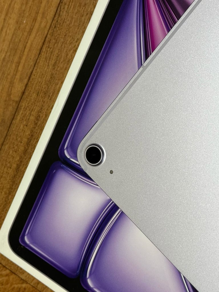 iPad Air 13인치 (M2 칩셋) Wi-Fi + Cellular 이미지