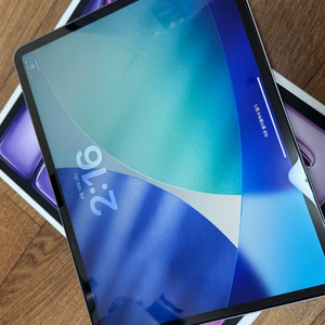 iPad Air 13인치 (M2 칩셋) Wi-Fi + Cellular 이미지