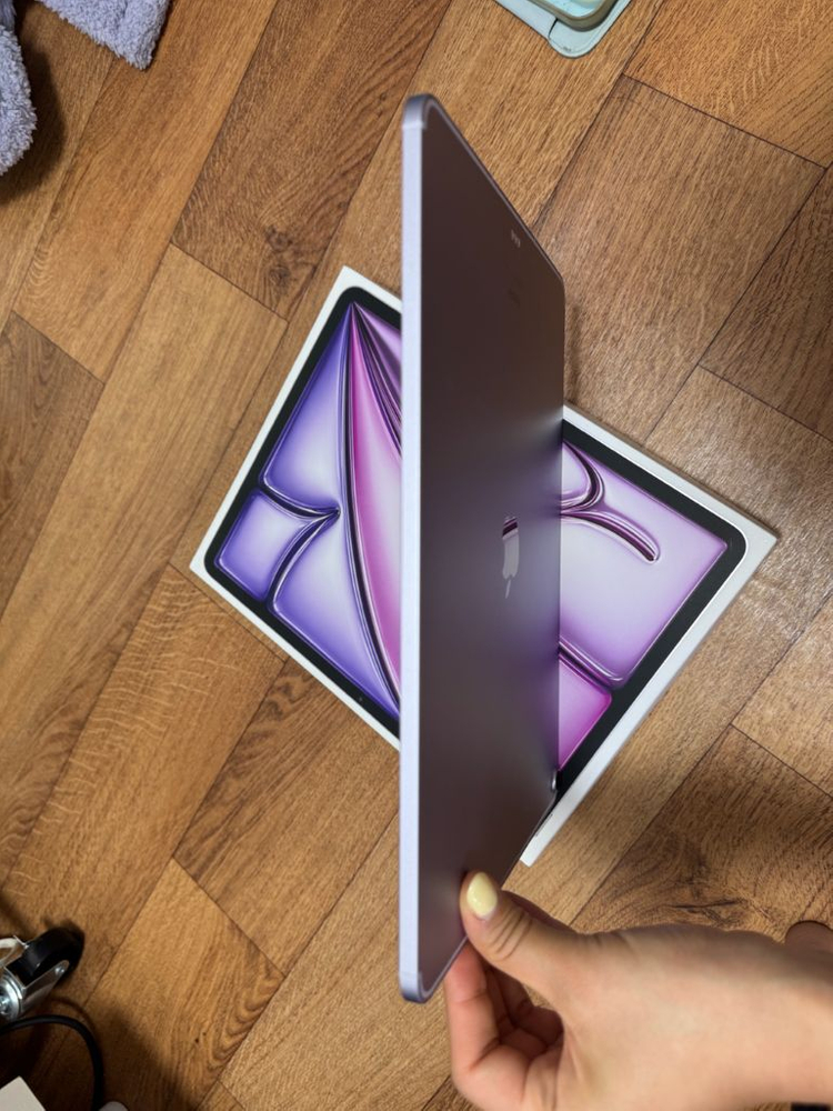 iPad Air 13인치 (M2 칩셋) Wi-Fi + Cellular 이미지