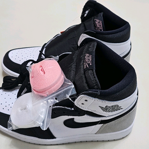 에어조던1 하이 블리치드코랄 265 새상품 (가격인하)박스o 정가이하 급처 이미지