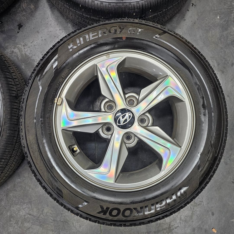 #아반떼 AD 15인치 중고 휠타이어 세트 팝니다 195 65 15 이미지