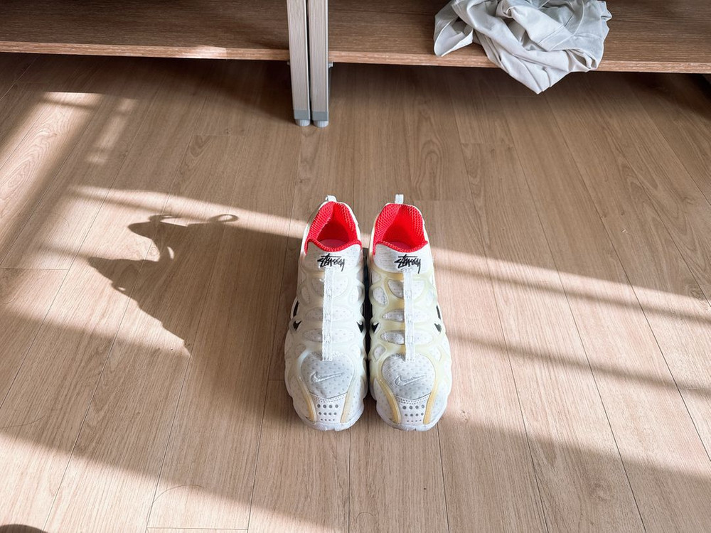 나이키x스투시 에어 줌 스피리돈 컵키니 화이트 250 이미지