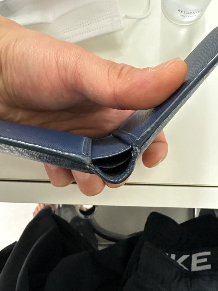 몽블랑 반지갑 이미지