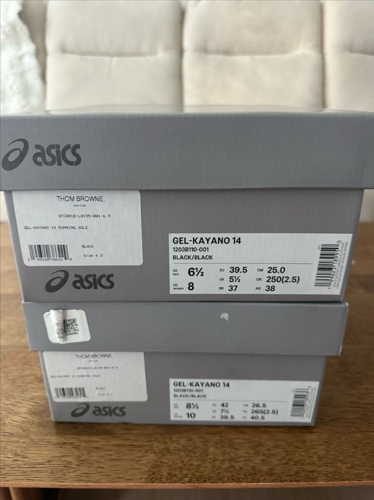 톰브라운 아식스 젤카야노14 블랙 250,265 이미지