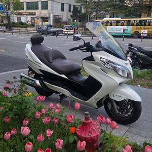 350cc 스쿠터 이미지