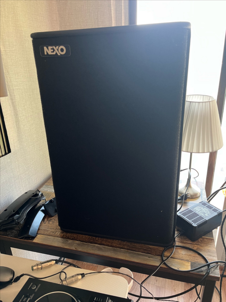넥소 nexo ps15와 td전용 콘트롤러 섭우퍼 ls1200 1통 이미지