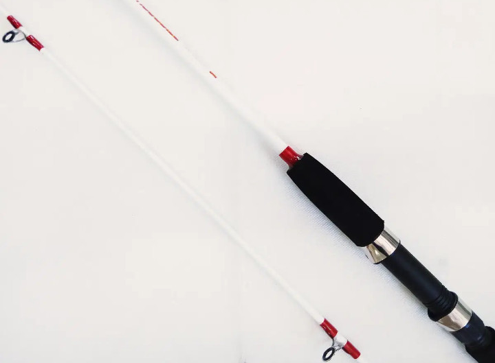 가방과 문어,우럭,광어,농어,베스루어낚시대2대+5000번릴2대와 릴줄 이미지