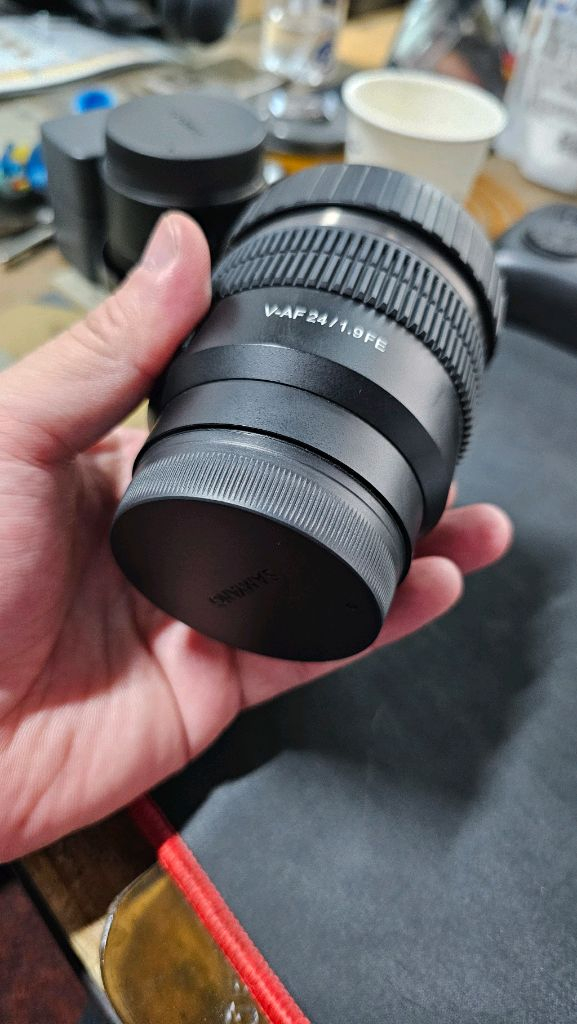 삼양vaf24mm 소니마운트fe 이미지
