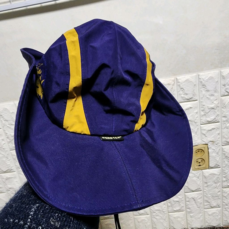 (새상품)블랙야크고어텍스모자(여57) 이미지