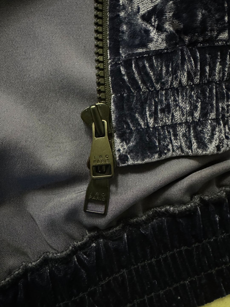 IRO PARIS 이로맨 24fw 벨벳 파이핑 트랙 집업 점퍼 이미지