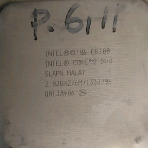 인텔 코어2 듀오 E8300 CPU 이미지