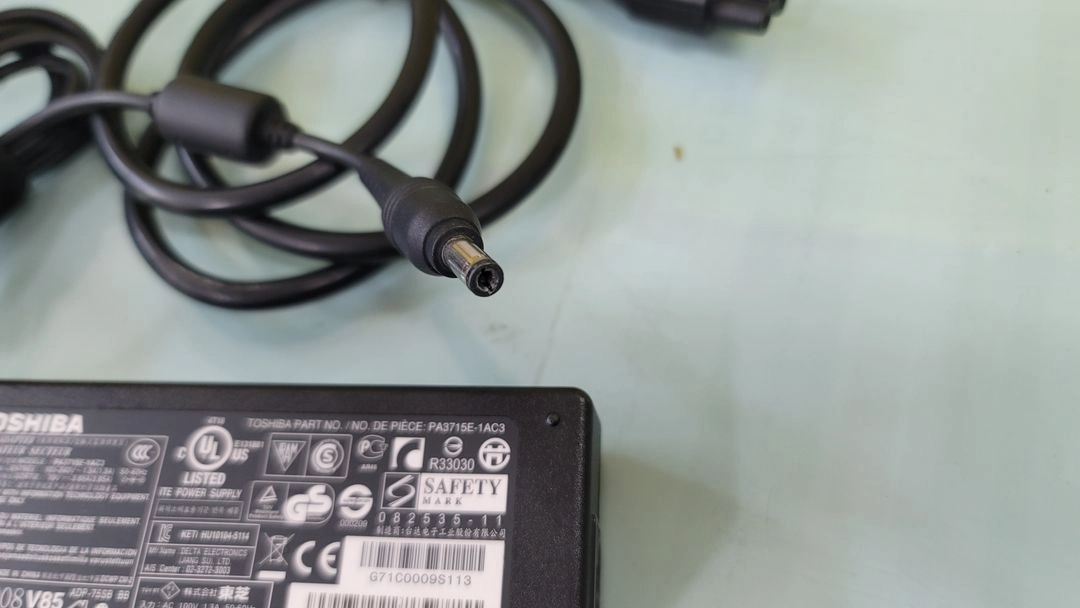 도시바 노트북 정품 아답터 PA-3715E-1AC3 / 19V 3.95A 이미지