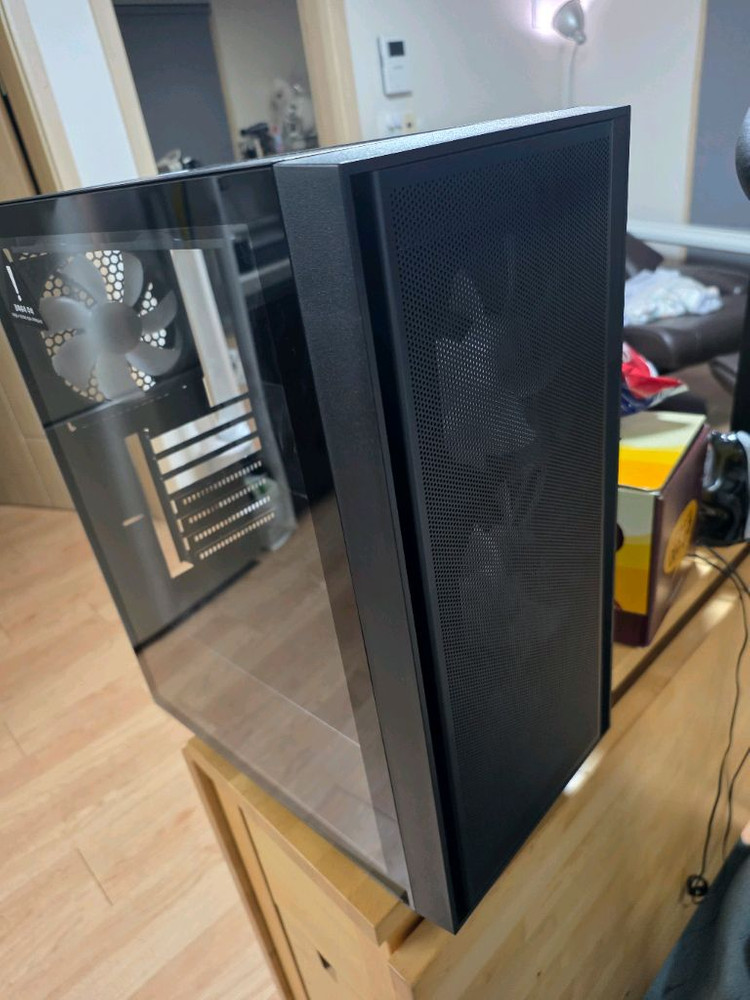 컴퓨터 케이스 무료나눔합니다 이미지