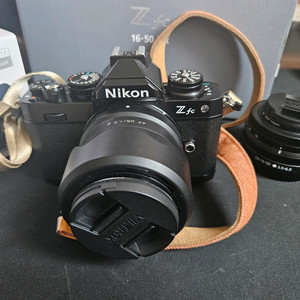 미러리스 카메라 + 25mm 렌즈 세트