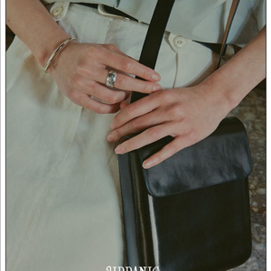 얼바닉30 urbanic30 캐비닛 백 이미지