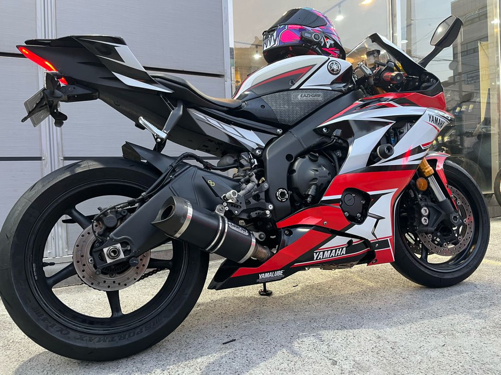 야마하R6 이미지
