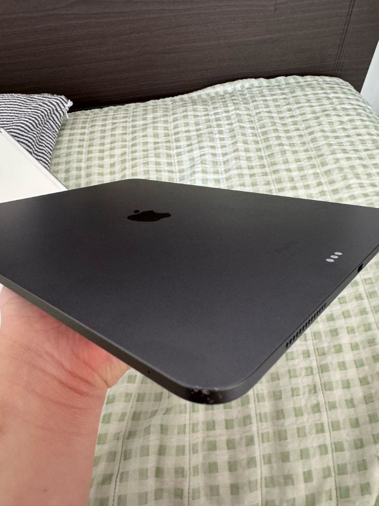 아이패드 프로 13 M4 256 와이파이+ 매직키보드 이미지