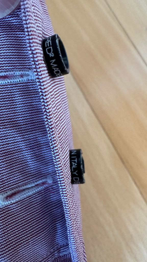 디스퀘어드 DSQUARED 셔츠 남방 정장 슈트 신사 정품 새상품급44사이즈슬림하지 않아요레이저 각인 단추드레스 캐 이미지