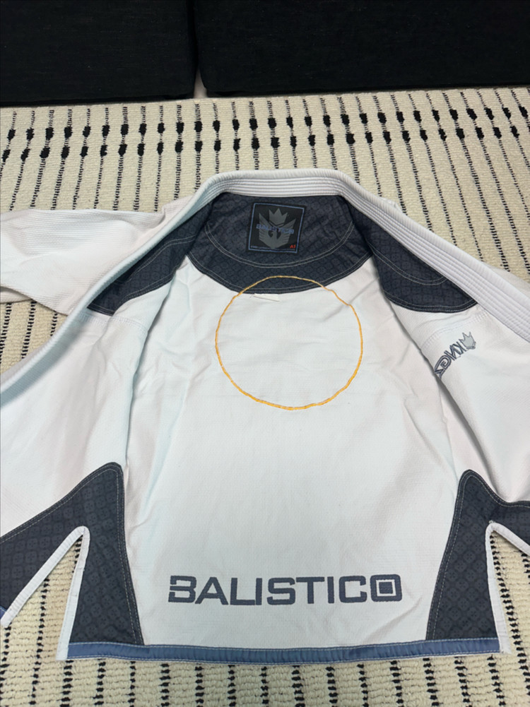 킹즈 발리스티코 주짓수 도복 A1사이즈 중고 이미지