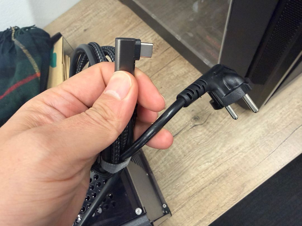 외장 그래픽카드 eGPU MSI GTX 1080 이미지