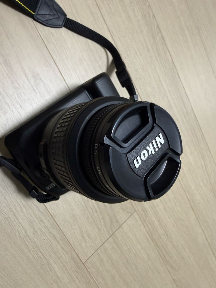 니콘 D5000(바디)+18-55mm(렌즈) 이미지