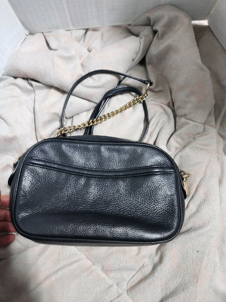 체인 크로스백 코치 이미지