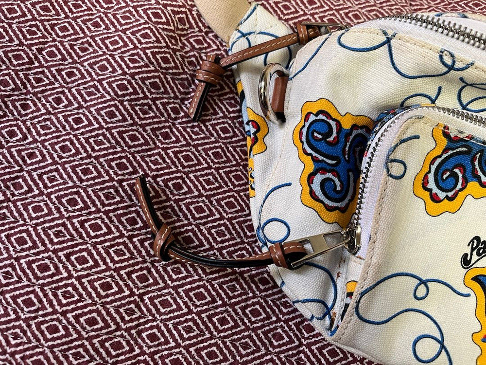 로에베 LOEWE 파울라 이비자 웨이스트 범백 힙색 이미지