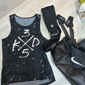 헬스 용품들 이미지