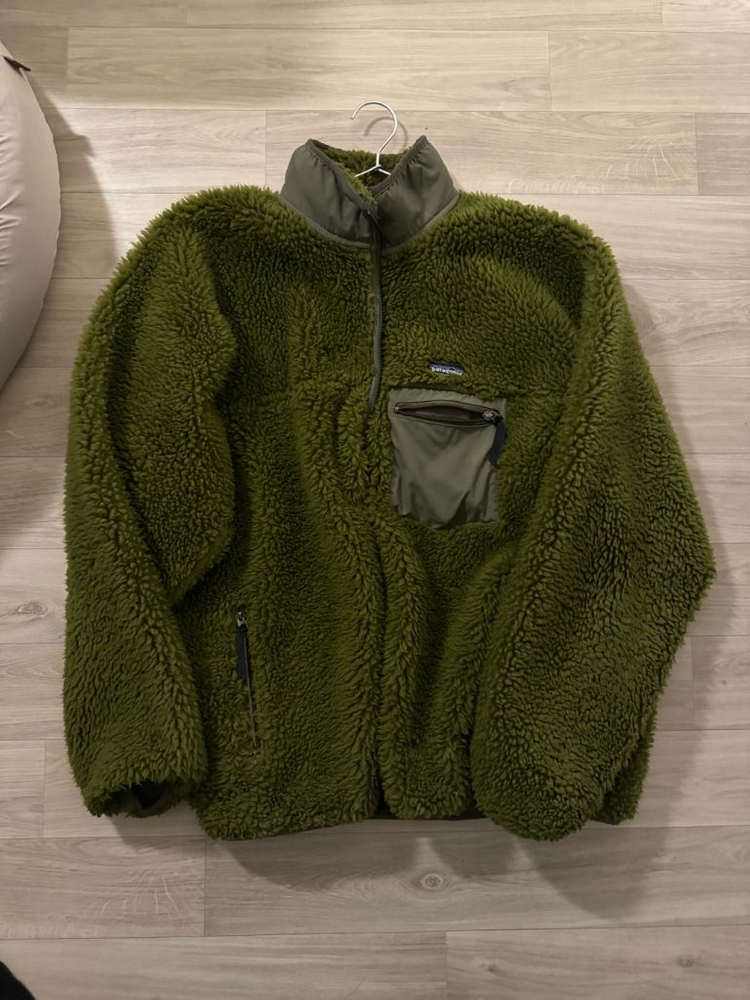 파타고니아 빈티지 딥파일 레트로 자켓 이미지