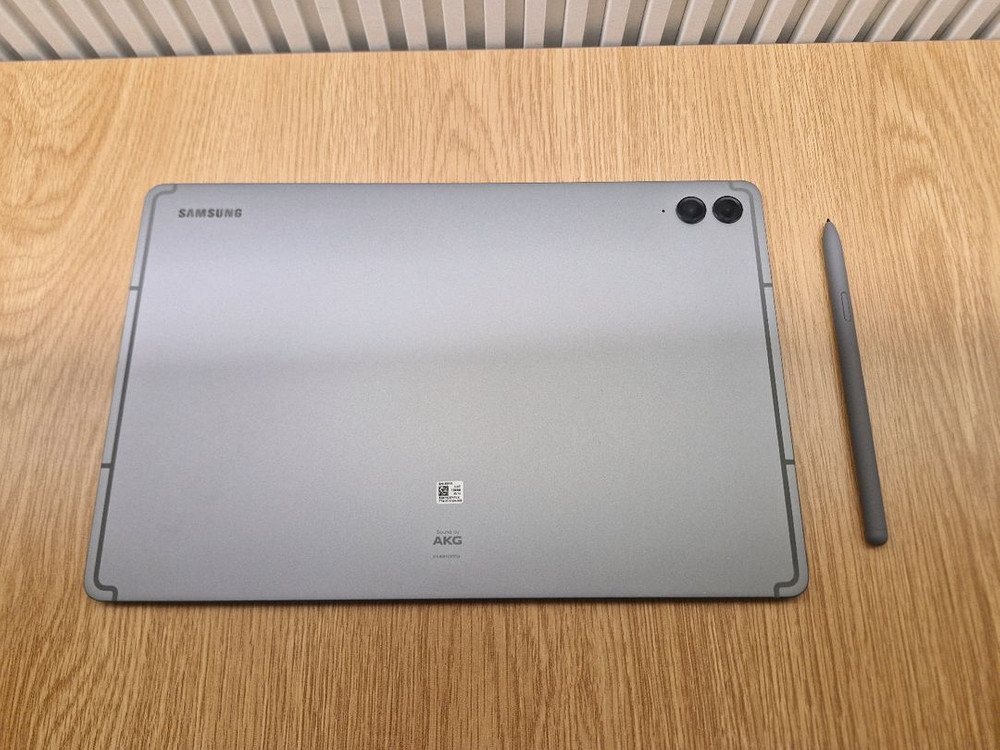 갤럭시탭S9FE+ 플러스 WiFi 128GB(S펜, 케이스포함) 이미지