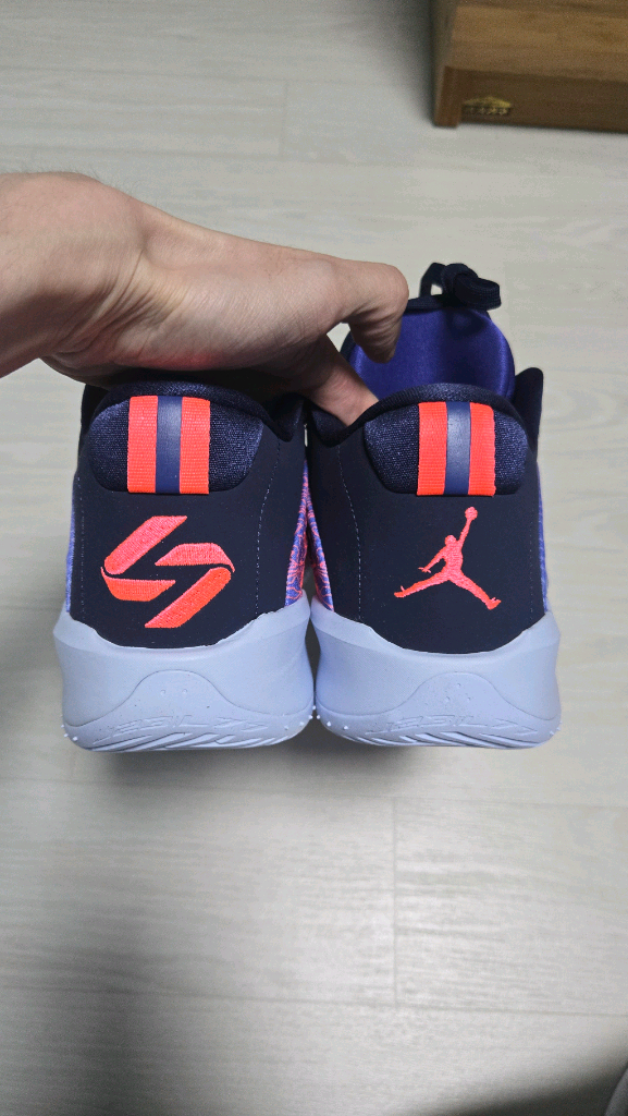 나이키 조던 루카3 PF 320mm 판매합니다 왕발 빅사이즈 운동화 농구화 이미지