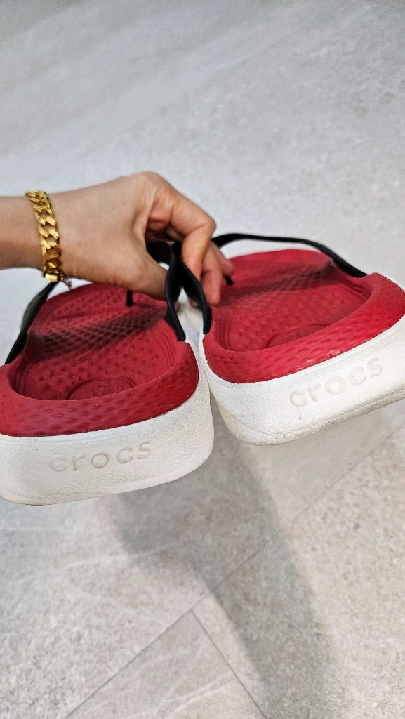 크록스 쪼리m11 (285-290) 이미지