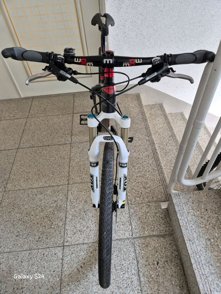 환타시아 N2 카본 마빅 크로스맥스 휠세트 MTB 자전거 이미지