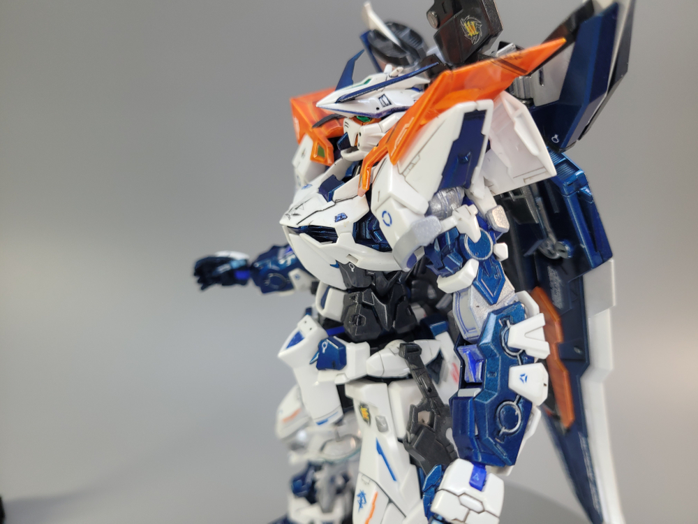 MG 아스트레이 블루프레임 도색작건담건프라반다이프라모델 이미지