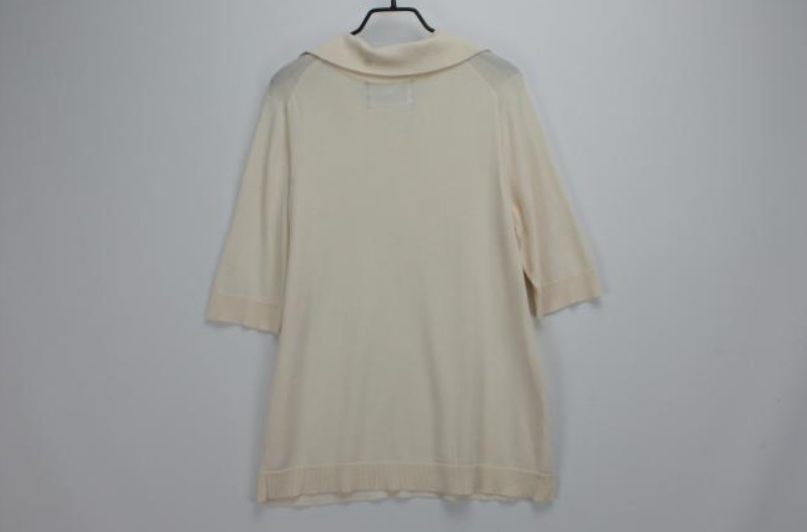 칼라거펠트 니트 이미지