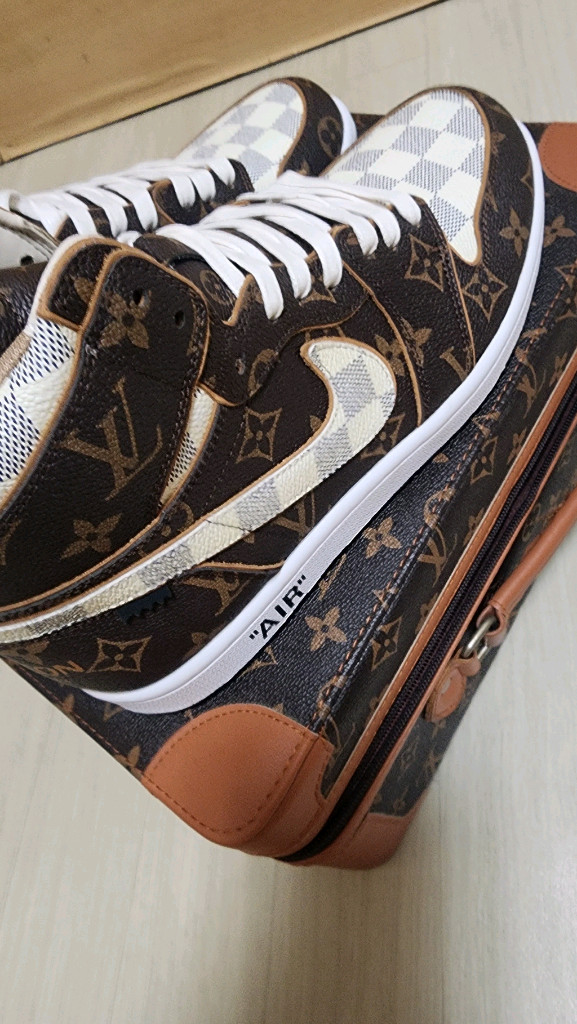 나이키 에어조던1 하이탑 패턴 운동화 275 이미지