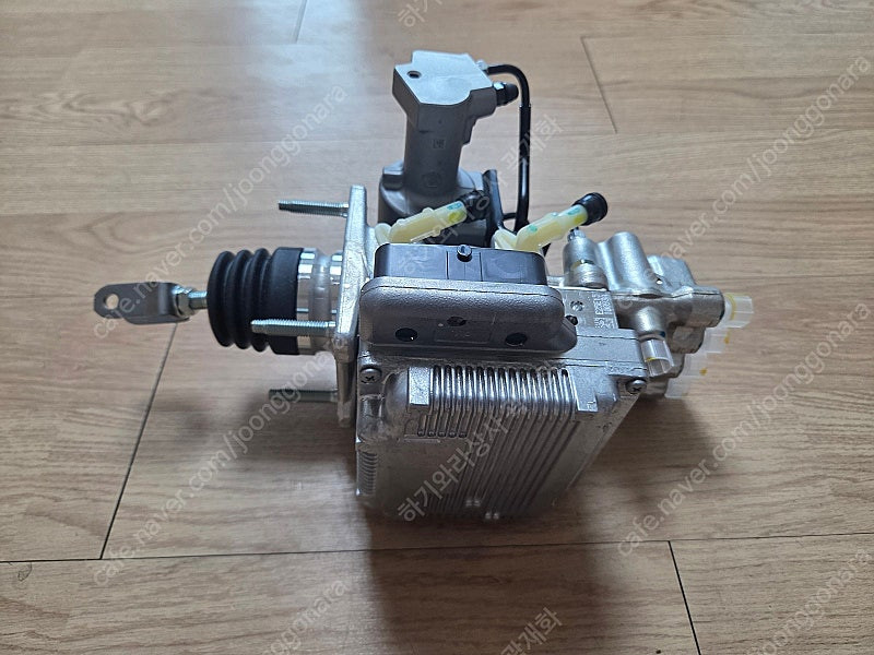 렉서스 ES300h AVV60 ABS 모듈 이미지