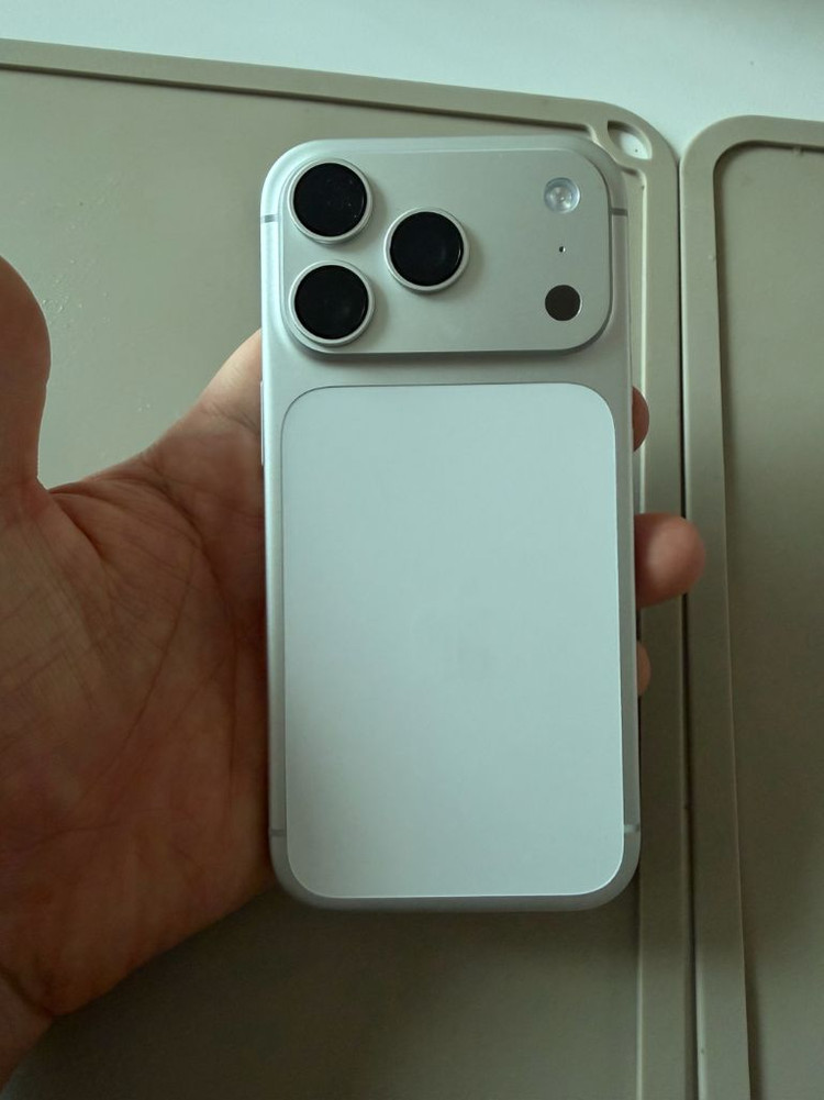 아이폰 17 프로 256GB 이미지