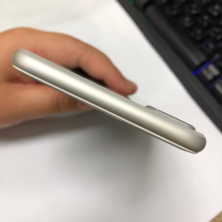 아이폰8플러스 64GB 실버 특SSS급 중고폰 배터리100% 기능정상 197738 이미지