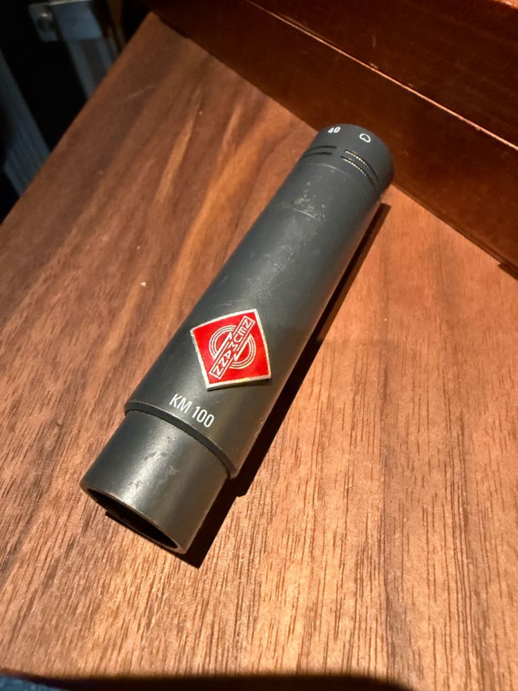 노이만 km140 마이크 판매합니다 이미지